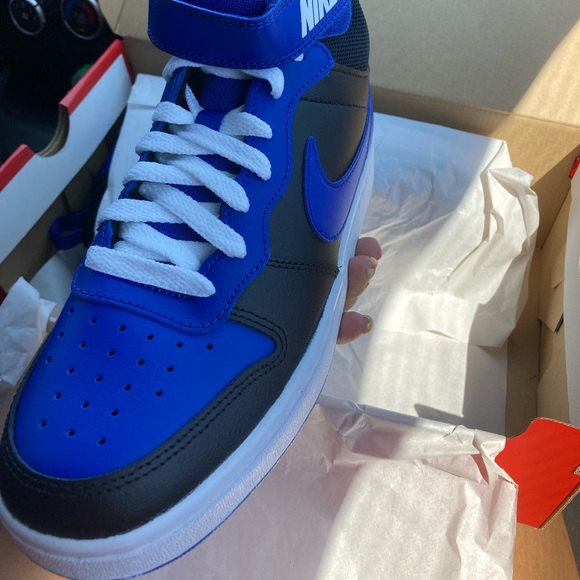 Blue and black Nike high tops size 6 men in very good condition brand new - Picture 1 of 2
